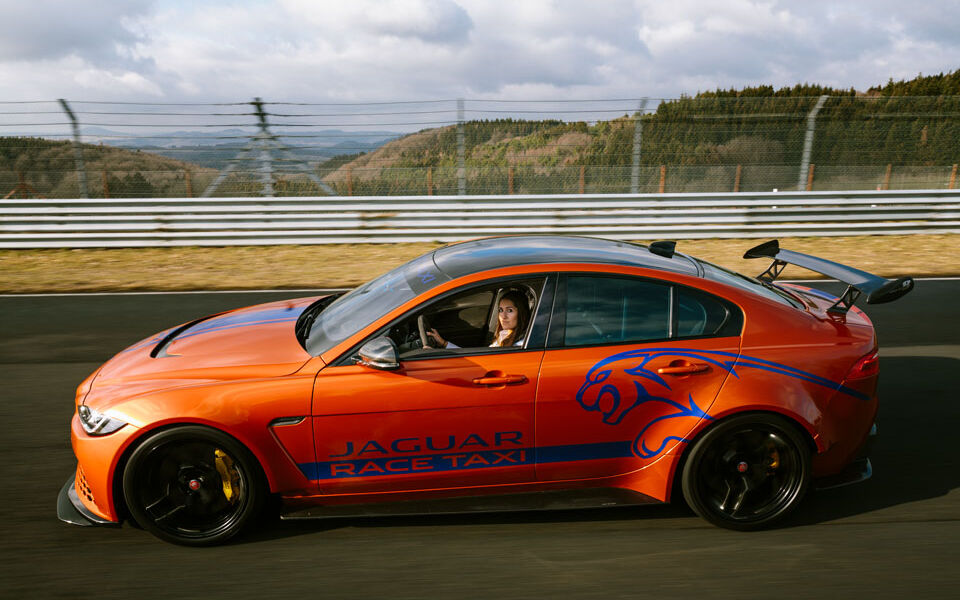 Interview with racing driver Célia Martin Orange-blue Jaguar on the Nürburgring