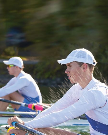 Tom Tewes and Kaspar Virnekäs in a rowing boat on the Starnberger See
