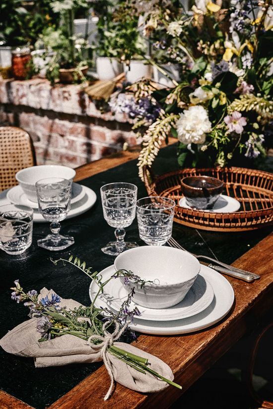 Kpm Magazin: Tischdeko Tischdeko mit Kurland und Lab-Kollektion von Kpm