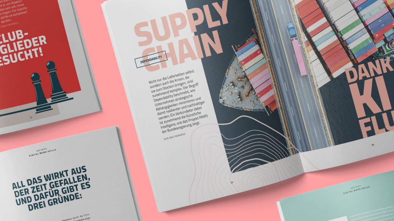 Aufgeschlagene Doppelseite aus dem „Zukunftsreport 2024“ des Zukunftsinstituts mit Luftaufnahme von Schiffscontainern in einem Hafen Aufgeschlagene Doppelseite aus dem „Zukunftsreport 2024“ des Zukunftsinstituts mit Luftaufnahme von Schiffscontainern in einem Hafen